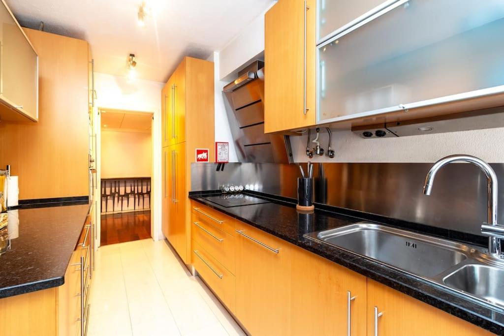 Ola Lisbon - Olaias Apartment Bagian luar foto